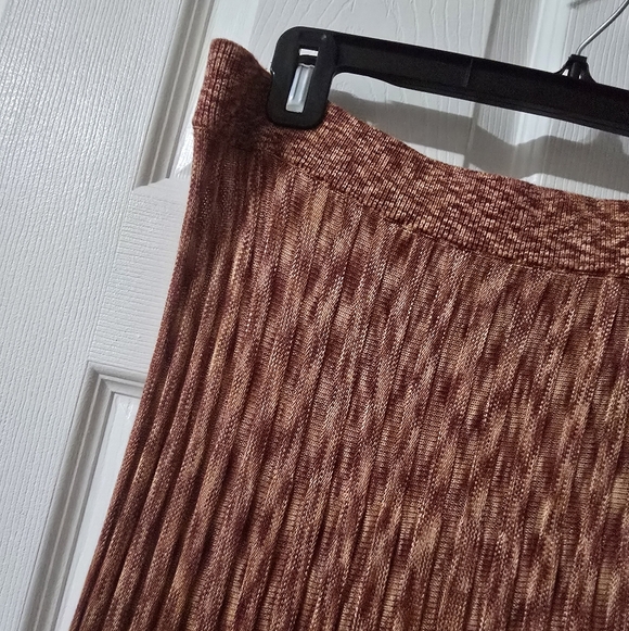 Free People Gold Coast Marbled Print Pleated Knit Boho Maxi Skirt, EUC! - Picture 5 of 10